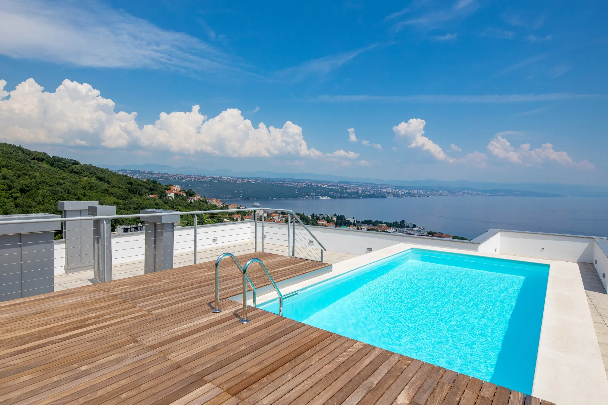 Vrhunski luksuz u Opatiji Penthouse, privatni bazen i pogled na more - Opatija