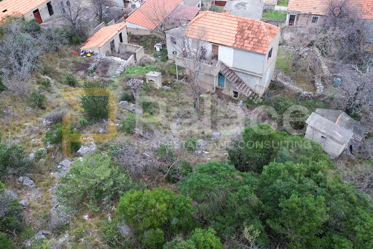 povoljno: kuća za renovaciju s okućnicom, pirovac-kašić 122 m2 - slika 13