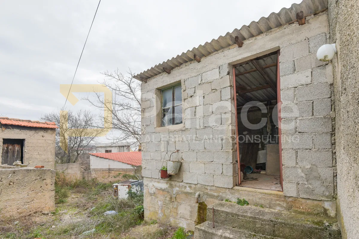 povoljno: kuća za renovaciju s okućnicom, pirovac-kašić 122 m2 - slika 11