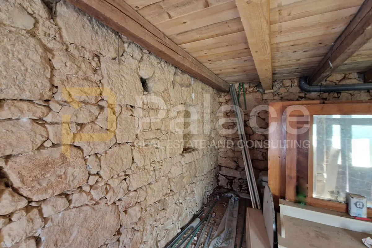 predivna kamena kuća s okućnicom i pogledom, križišće, 250 m² - slika 28