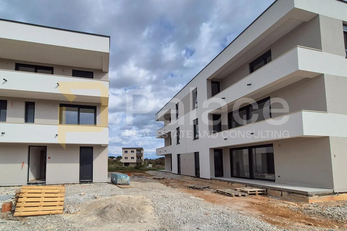 moderan stan u prizemlju novogradnje s vrtom od 103 m² na valdebeku - slika 6