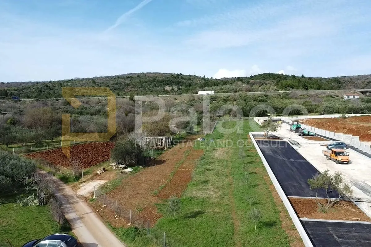 posedarje; građevinsko zemljište 150 metara od mora - slika 3