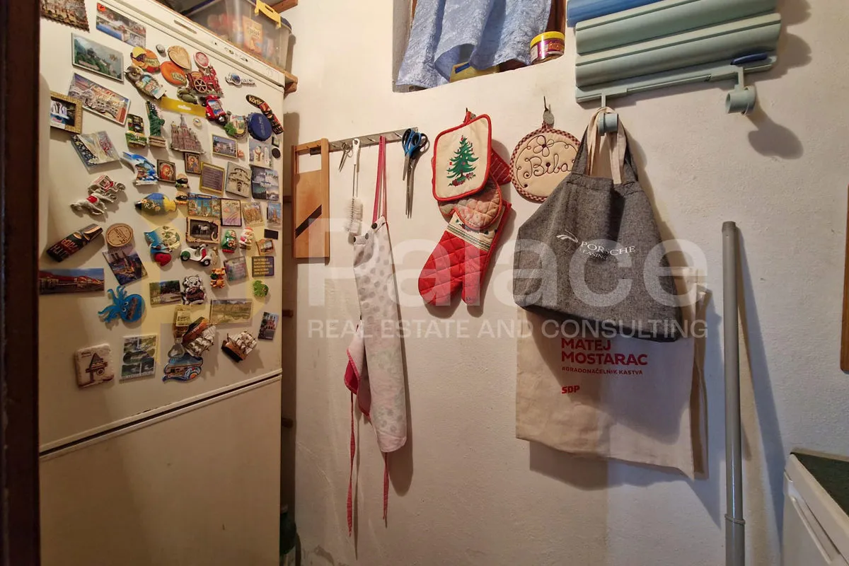 dvoetažni stan s pogledom na more i dodatnim stanom, kastav, 208,44m² - slika 5