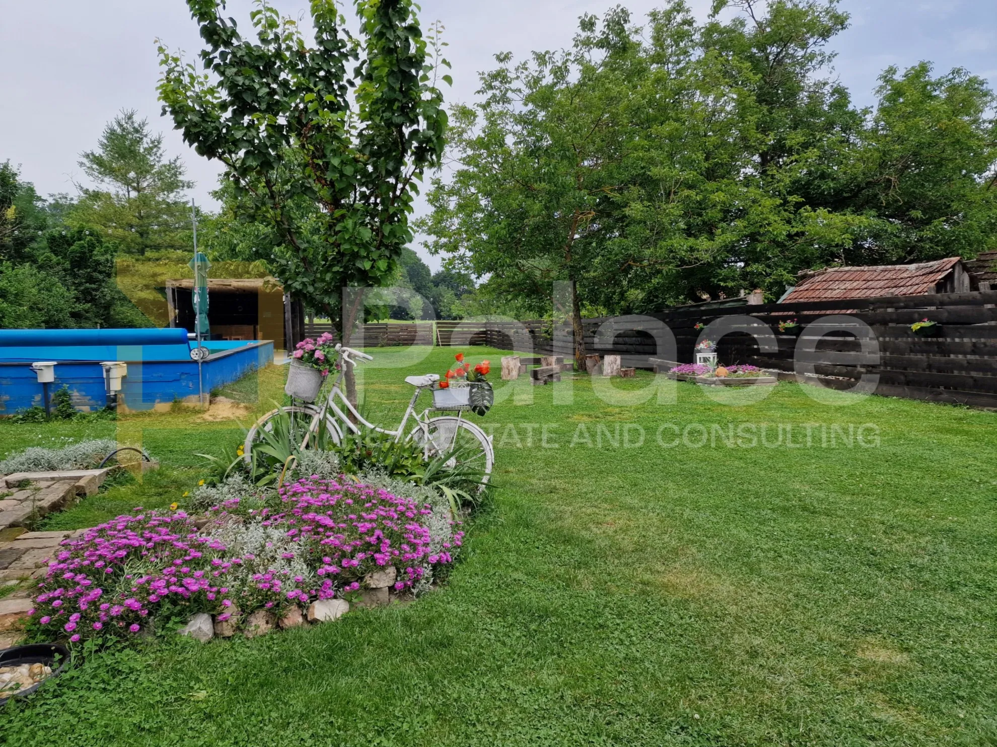 kuća s apartmanima i bazenom, 200 m2, bizovac - slika 15