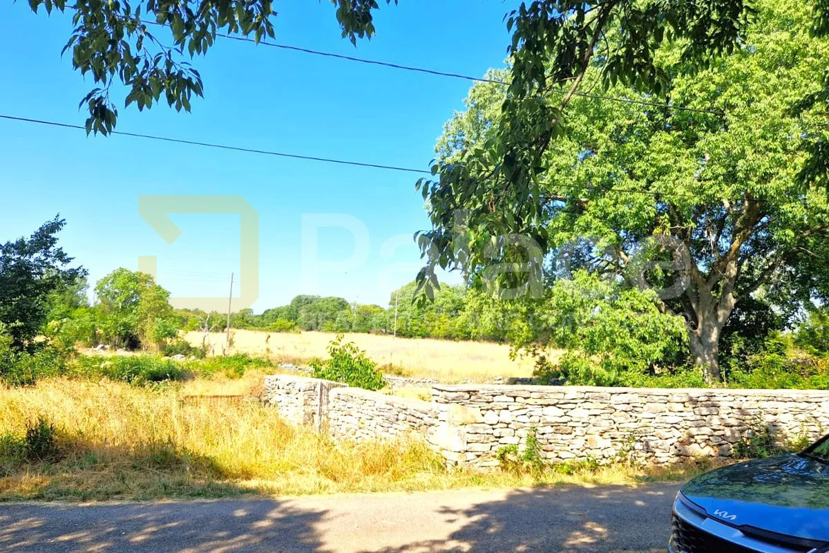 samostojeća visoka prizemnica s potkrovljem, roh-bau, kistanje 139 m2 - slika 7
