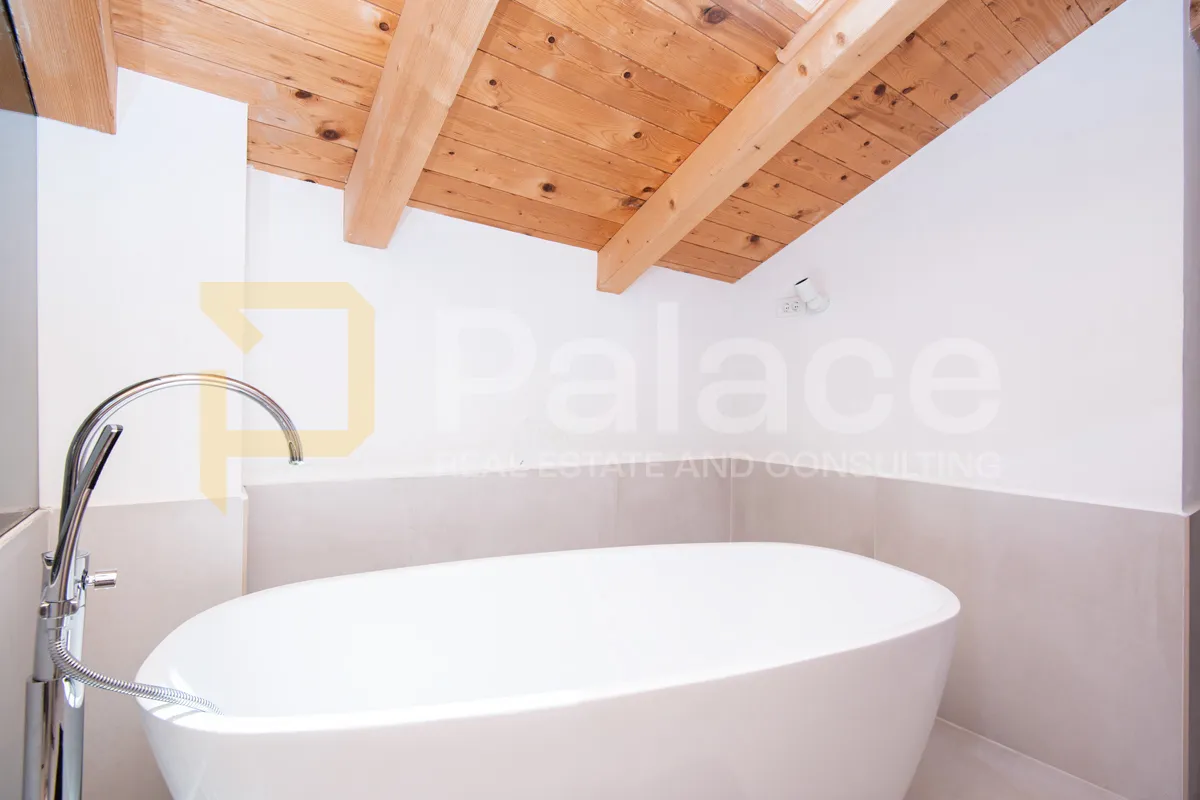 moderno uređena kuća s apartmanima u centru šibenika, 120 m2 - slika 22