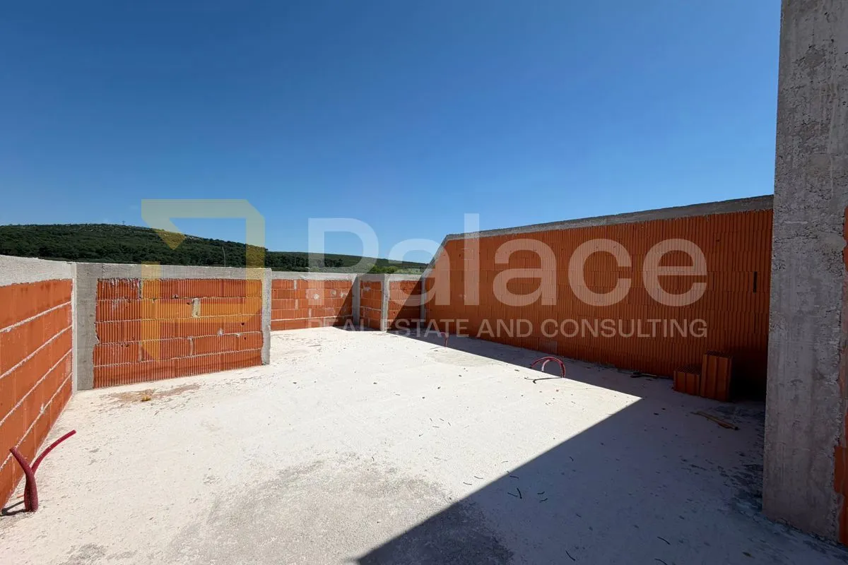 turanj : penthouse s pogledom na more 240 m2 - slika 6