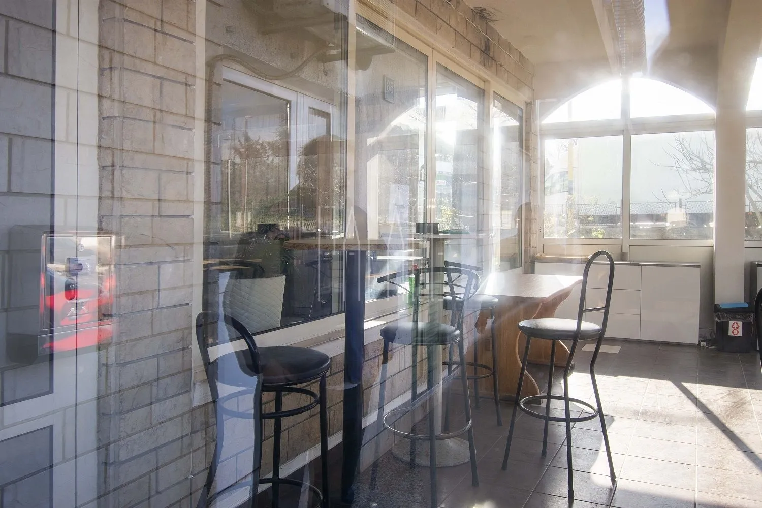 kuća s 5 poslovnih prostora i 3 stana, bilice kod šibenika, 510.00 m2 - slika 5