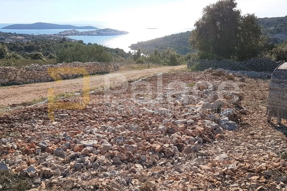 Građevinsko zemljište s pogledom na more Rogoznica-Kanica 1342 m2 - Kanica, Rogoznica