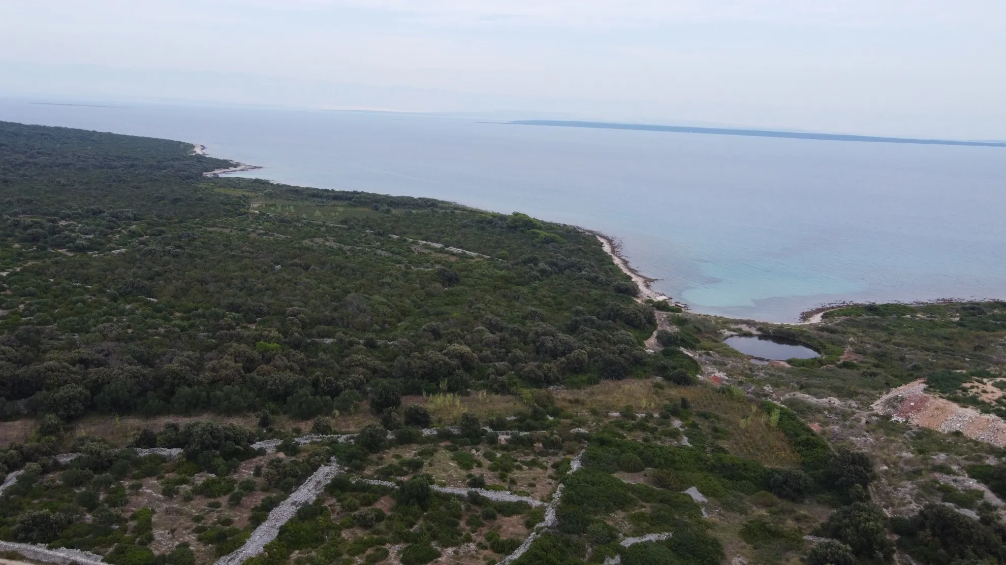 prodaja poljoprivrednog zemljišta prvi red uz more, 2449 m2 - slika 2