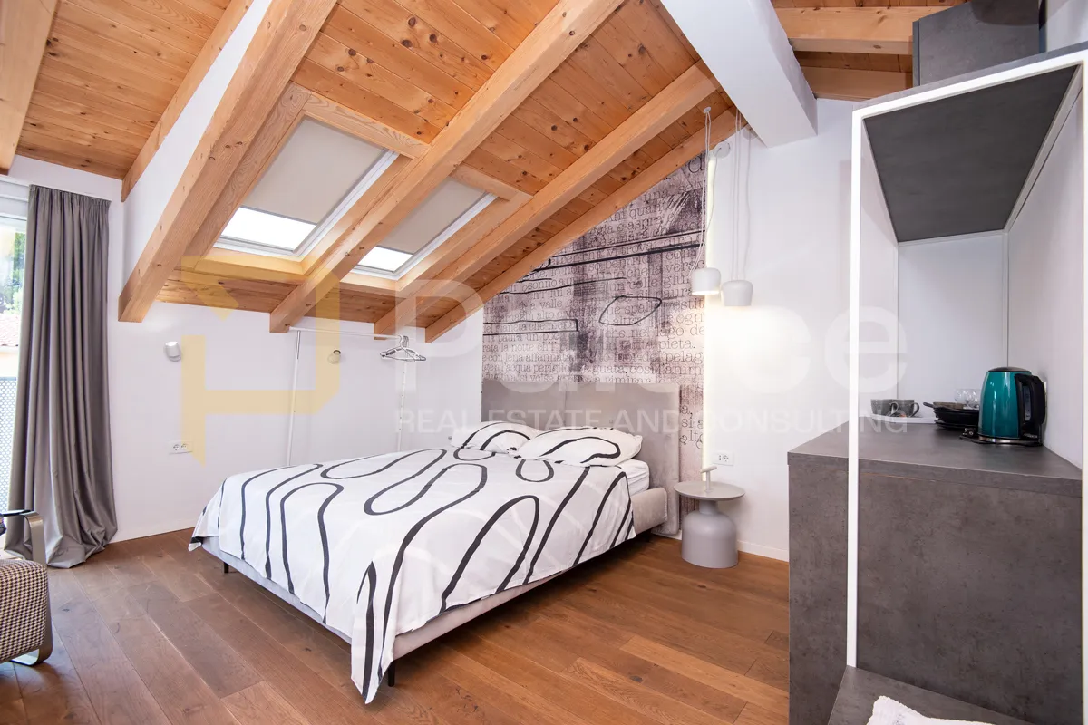 moderno uređena kuća s apartmanima u centru šibenika, 120 m2 - slika 23