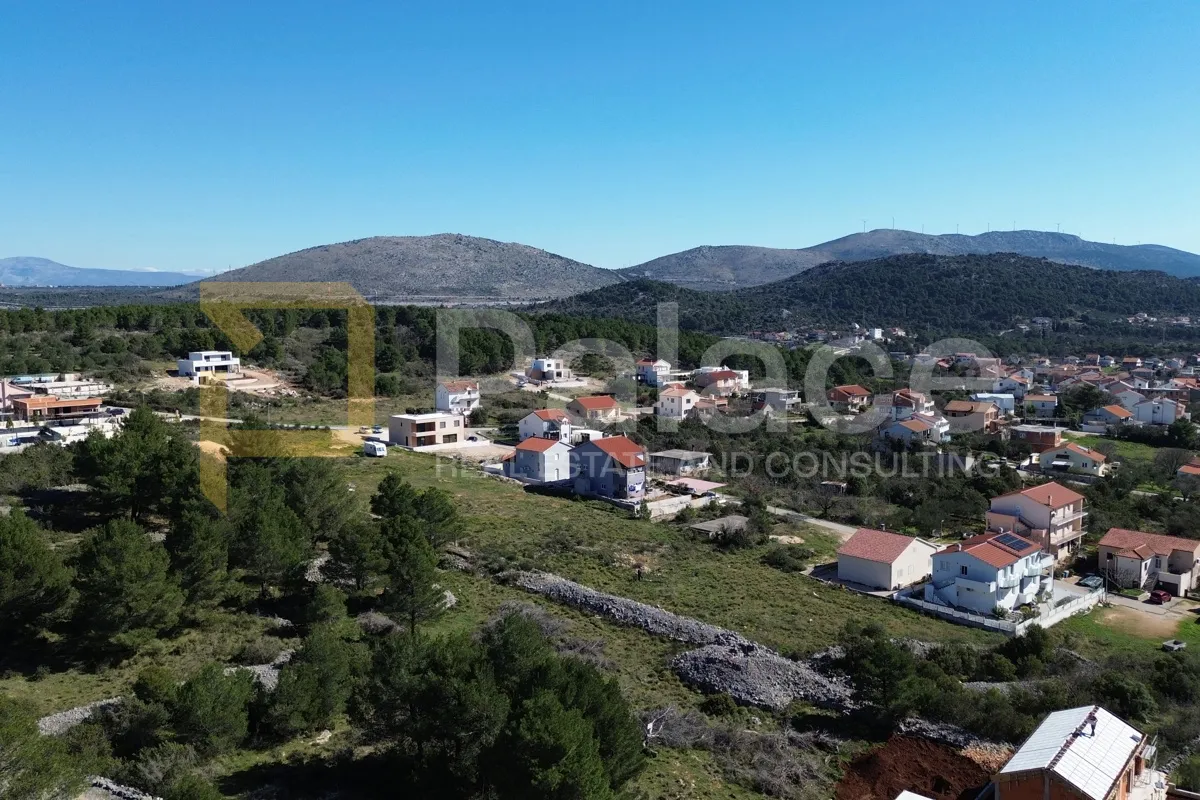 građevinsko zemljište u bilicama - prilika za investiciju, 3892 m2 - slika 4