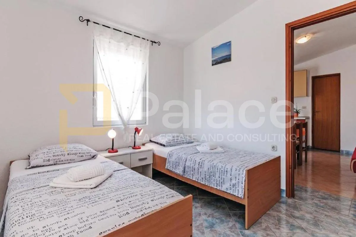 vir : apartmanska kuća 90 metara od mora - slika 9