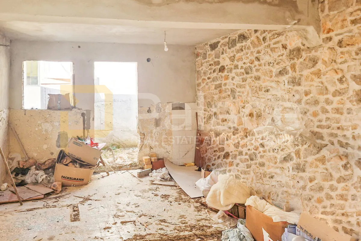 kuća s velikim potencijalom u vodičkom zaleđu, čista mala 160 m2 - slika 5