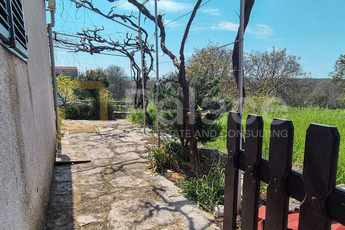 kuća za renovaciju, široke, primošten, 80 m2 - slika 5