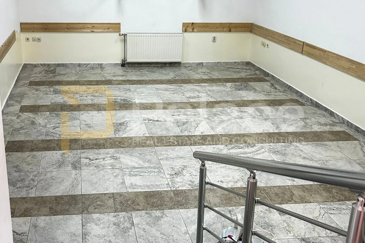prostran poslovni prostor za zakup kod trešnjevačkog placa - slika 2