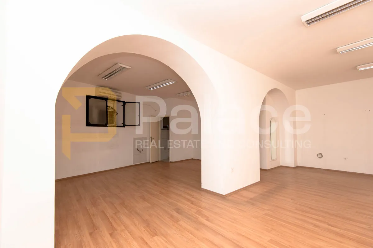 zakup poslovnog prostora 50m2 - šibenik centar - slika 2
