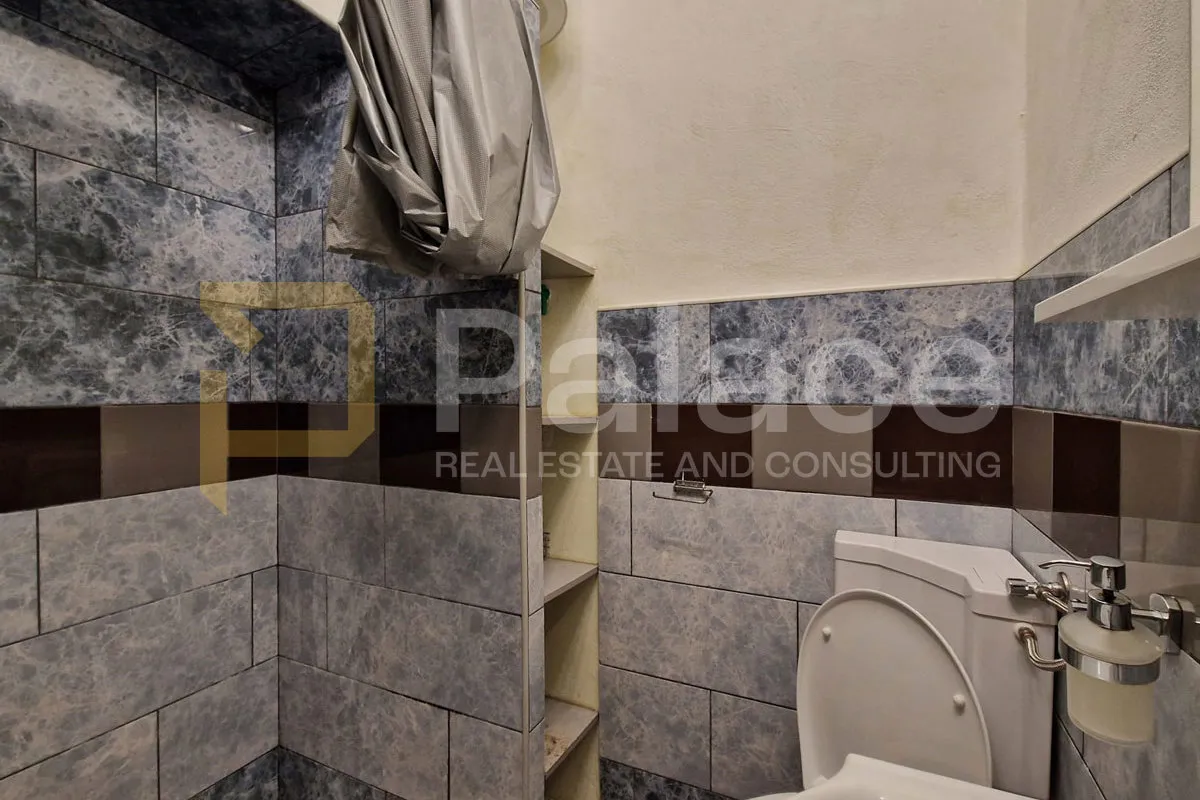 kuća s tri stana i velikom krovnom terasom - sveti kuzam, 181,08 m² - slika 16