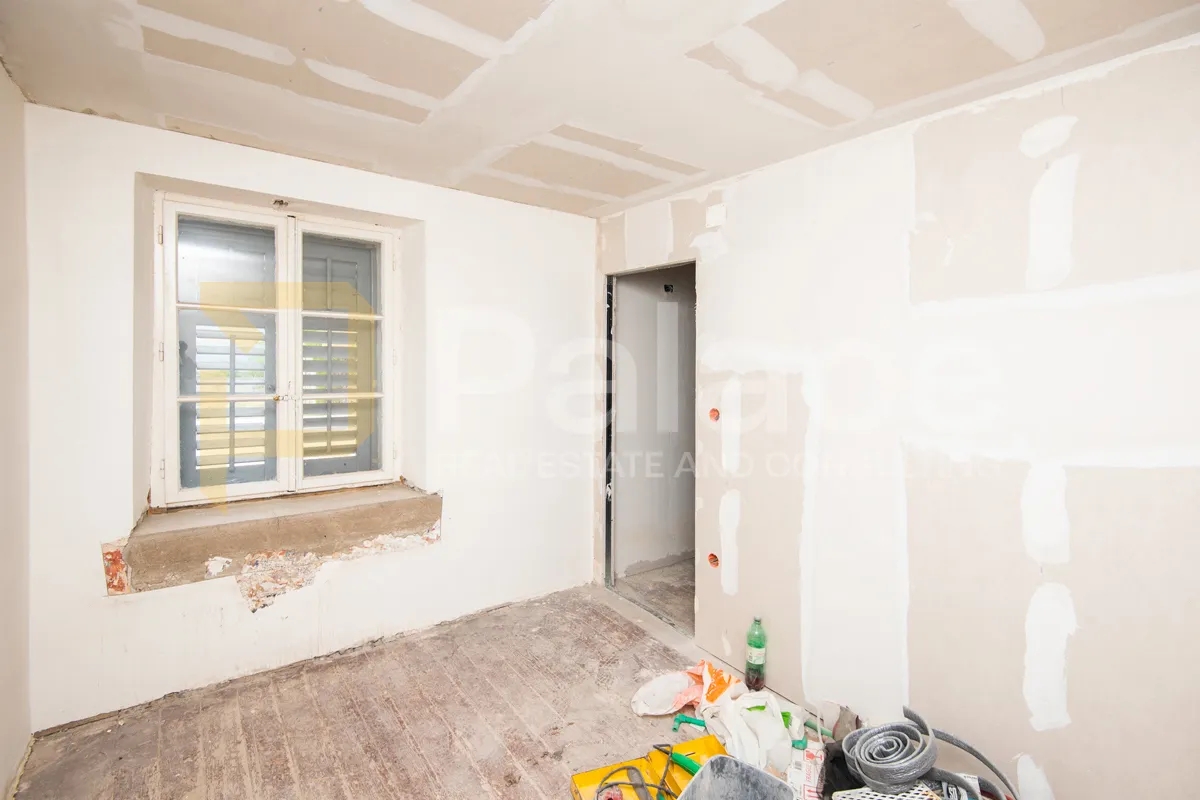 renovirani dvoetažni stan s4 u manjoj zgradi: šibenik-centar, 70 m2 - slika 8