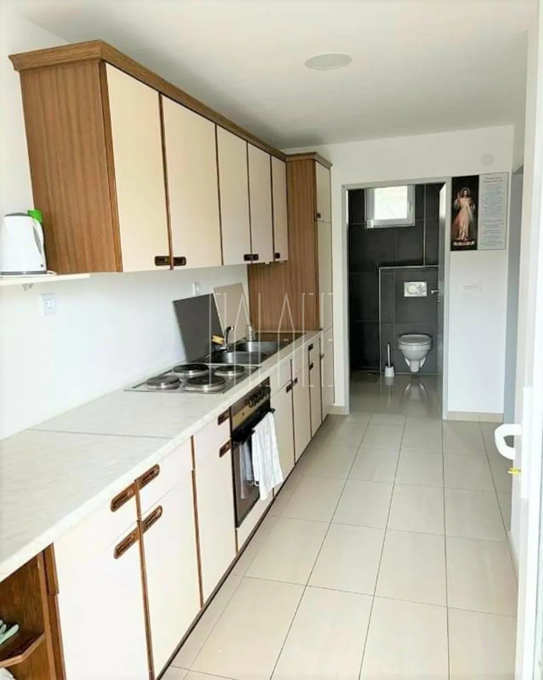 kuća s 2 apartmana i dvorištem: gornji karin, 75.00 m2 (prodaja) - slika 5