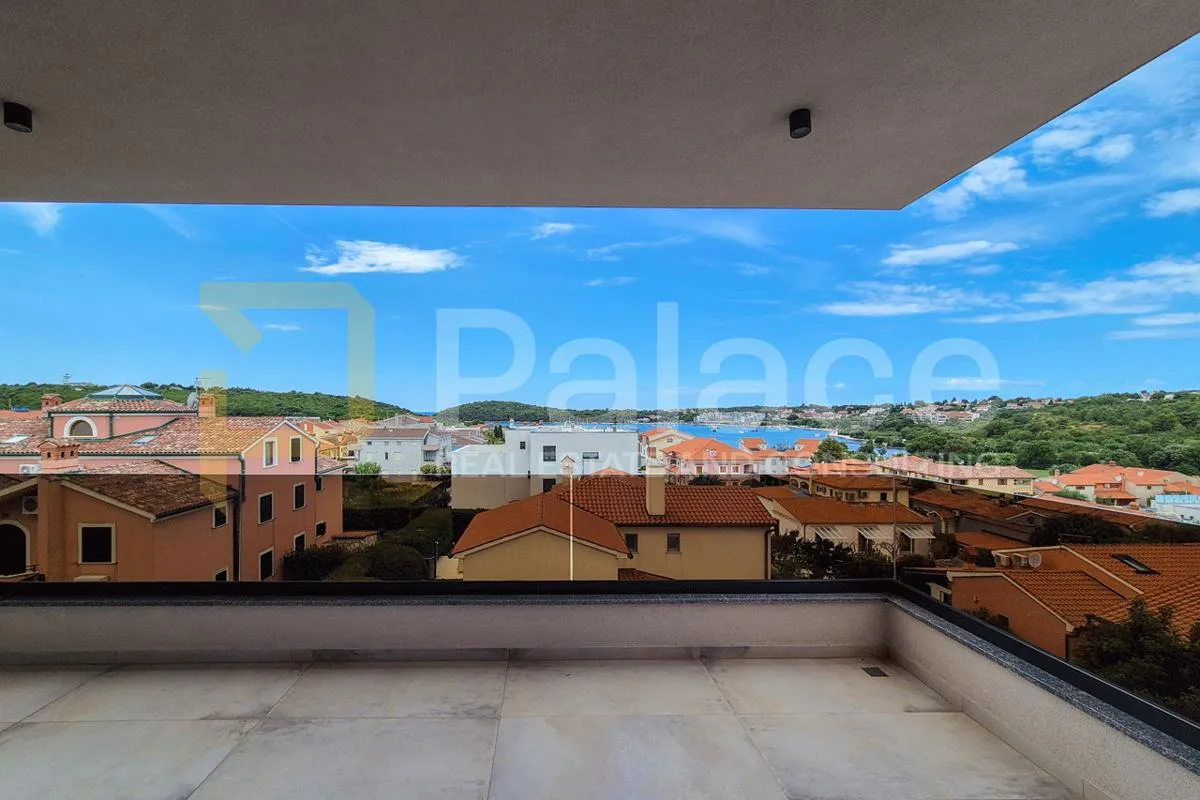 luksuzni penthouse s pogledom na more i garažom u pomeru - slika 8