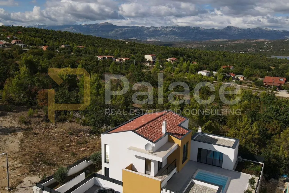 prekrasna villa sa pogledom na more - slika 7