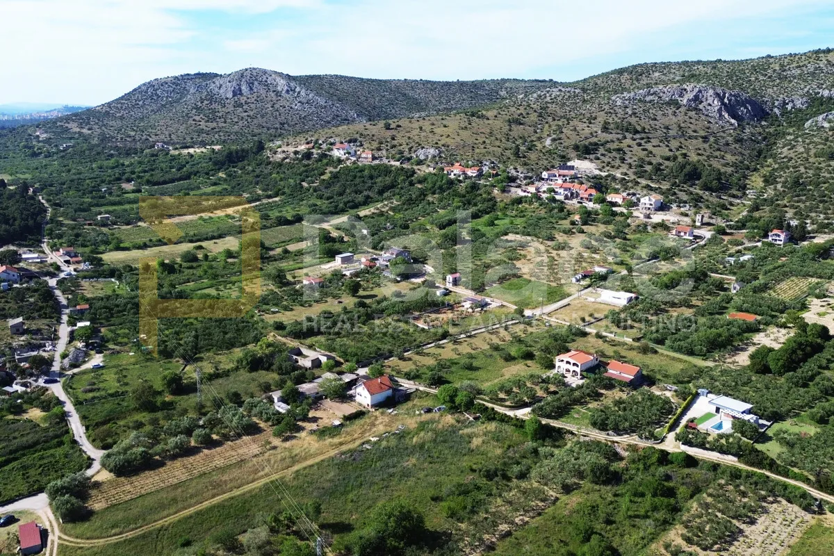 prodaja vinograda 700m2 - donje polje - slika 15