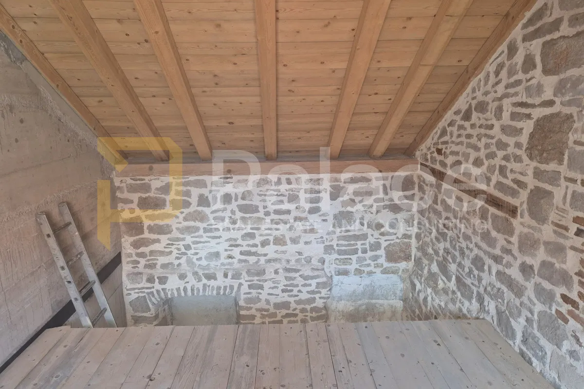 kuća na otoku - prvić šepurine - slika 11
