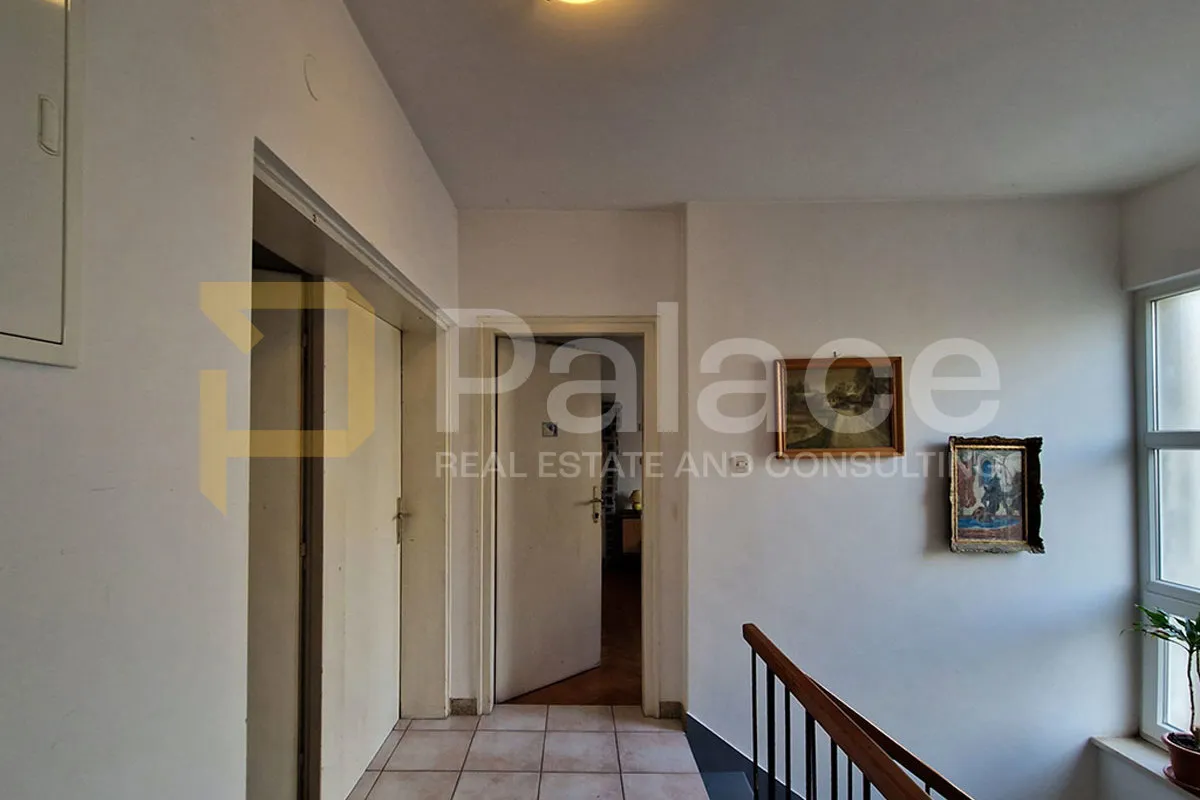 velika kuća u crikvenici s raznovrsnim mogućnostima, 200m2 - slika 8