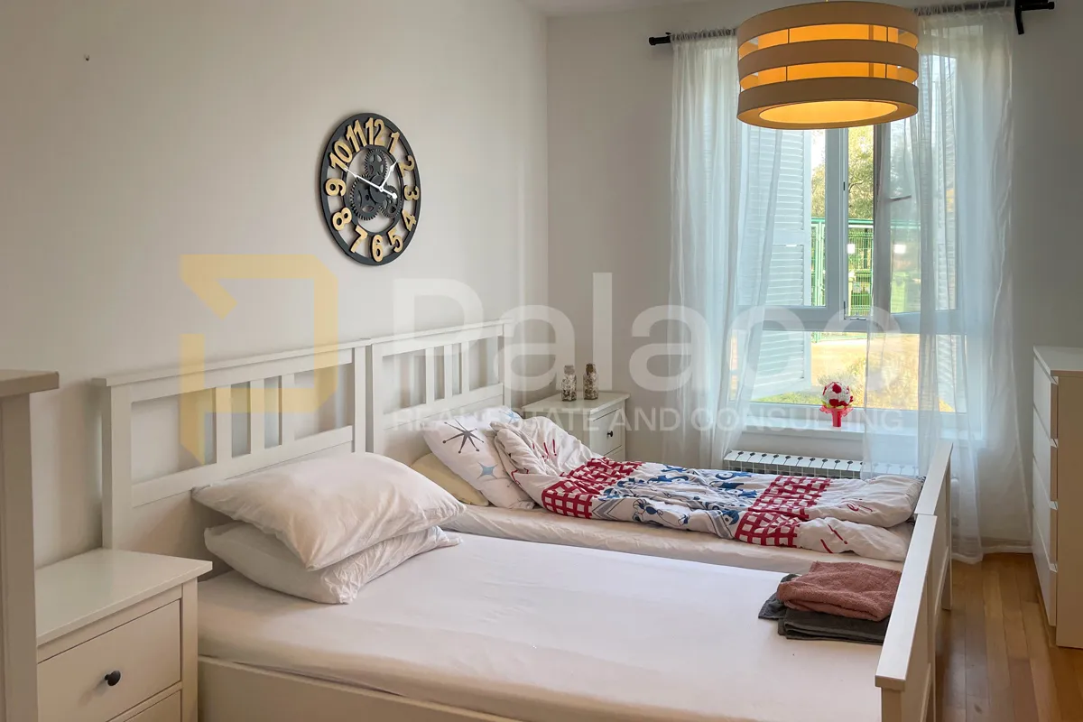 prostran stan 98 m² s terasom i vrtom ukupne površine 118 m² u peroju - slika 3