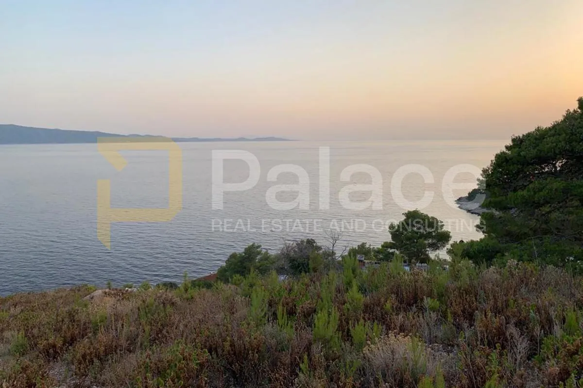 građevinsko zemljište na izuzetnoj lokaciji u uvali vela farska, brač - slika 8