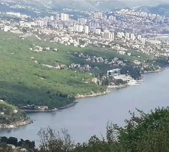 građevinsko zemljište bregi 5222m2, panoramski pogled na kvarner - slika 5