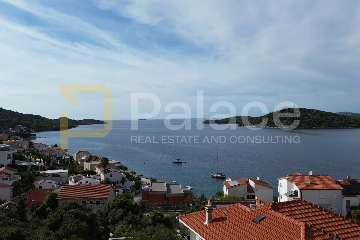 Građevinsko zemljište s pogledom na more, Ražanj 632 m2 - Ražanj, Rogoznica