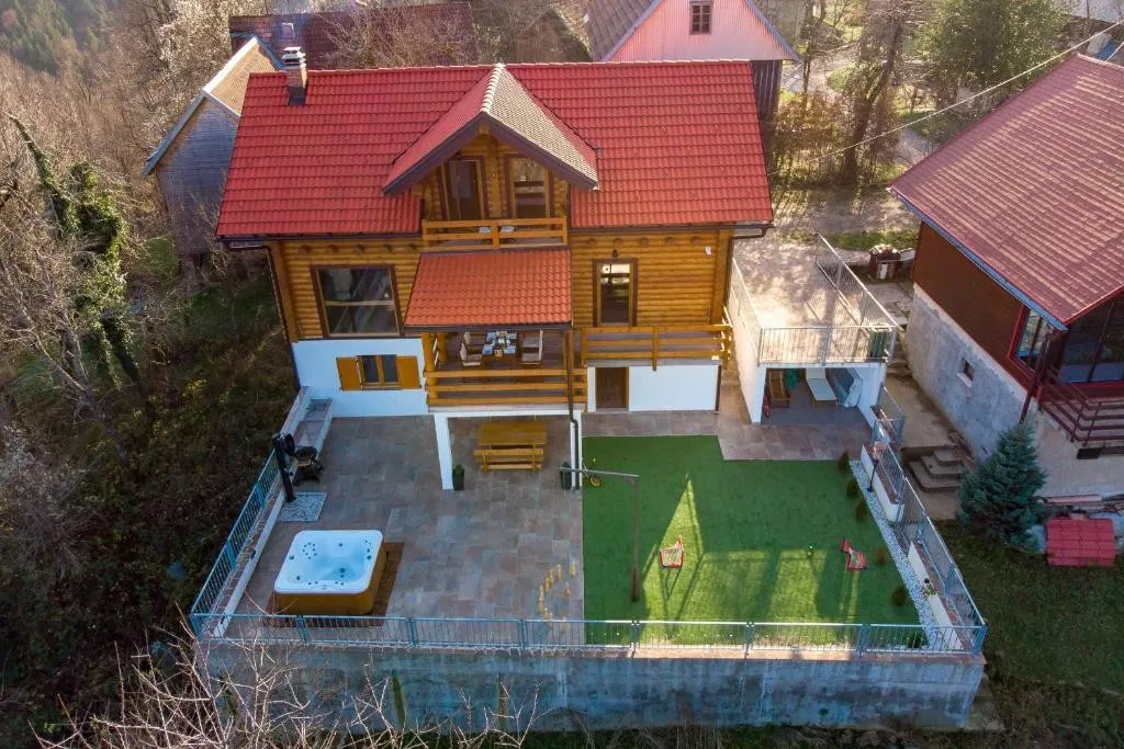 kuća s okućnicom idealna za turistički najam, 250m2, gornji turni - slika 17