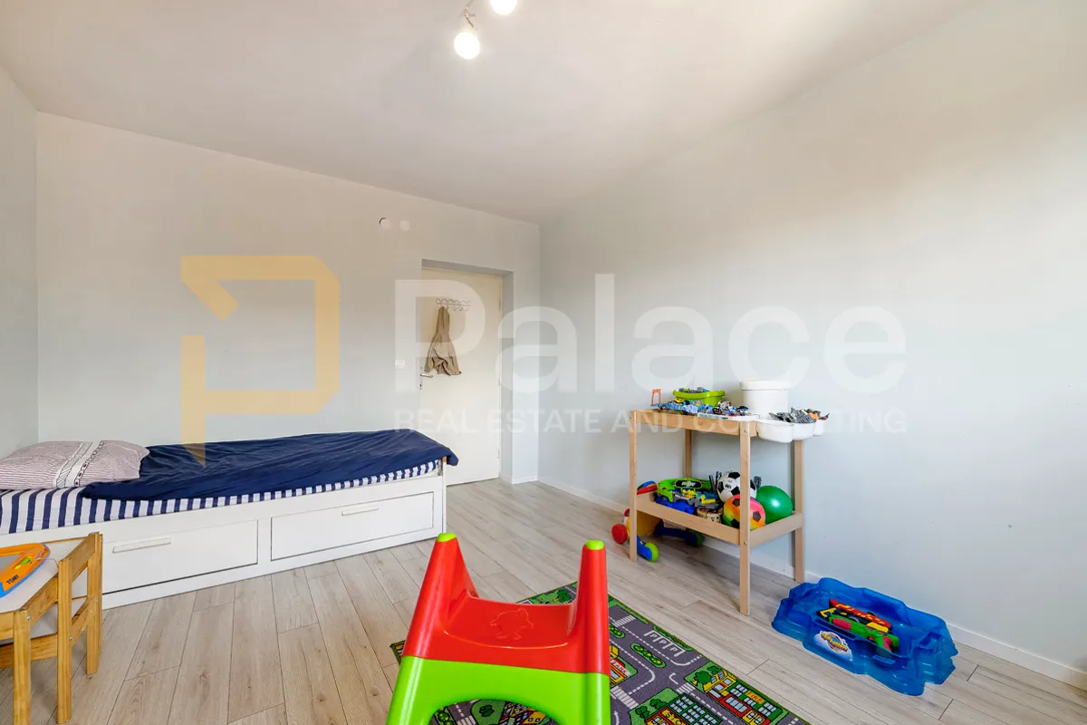 moderan, renoviran stan lijepog tlocrta u centru šibenika, 71 m2 - slika 9