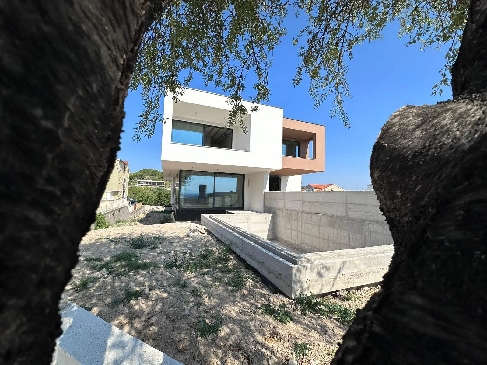 moderni dvoetažni stan s bazenom na vrhunskoj lokaciji, vodice, 230 m2 - slika 13