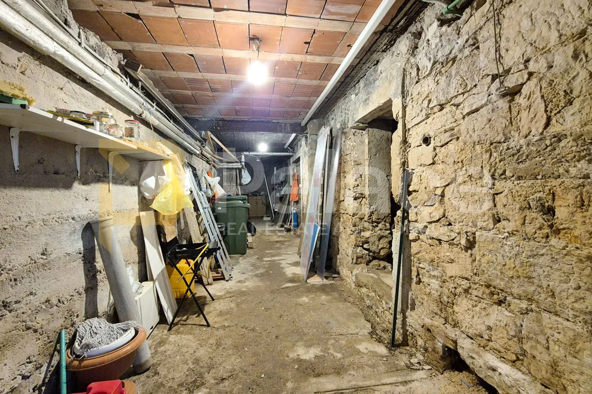 dvoetažni stan u centru tribunja - 97m2 - slika 13