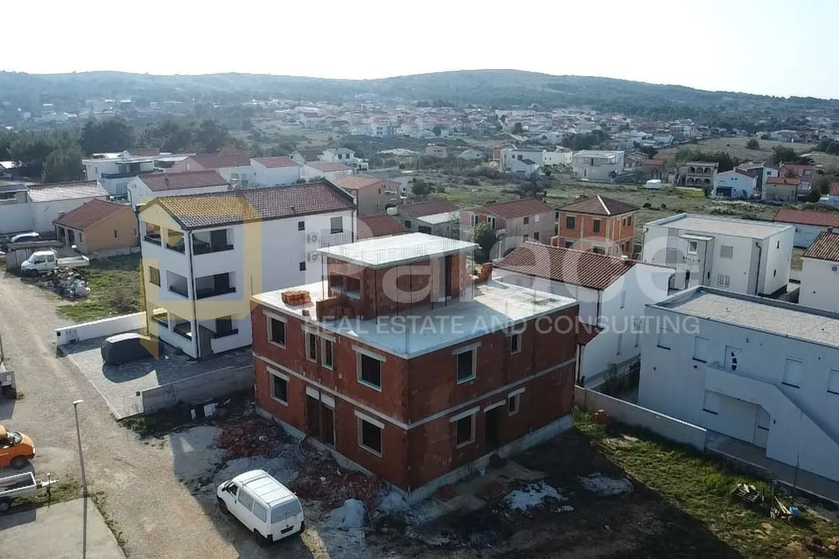 vir: stan u novogradnji 350 m od mora - slika 2