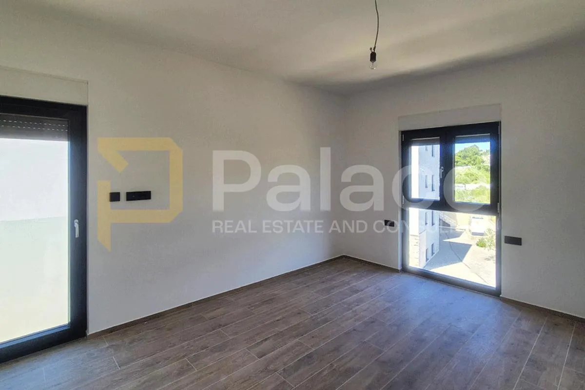 rogoznica: trosoban stan s terasom i pogledom na more 130m2 - slika 9