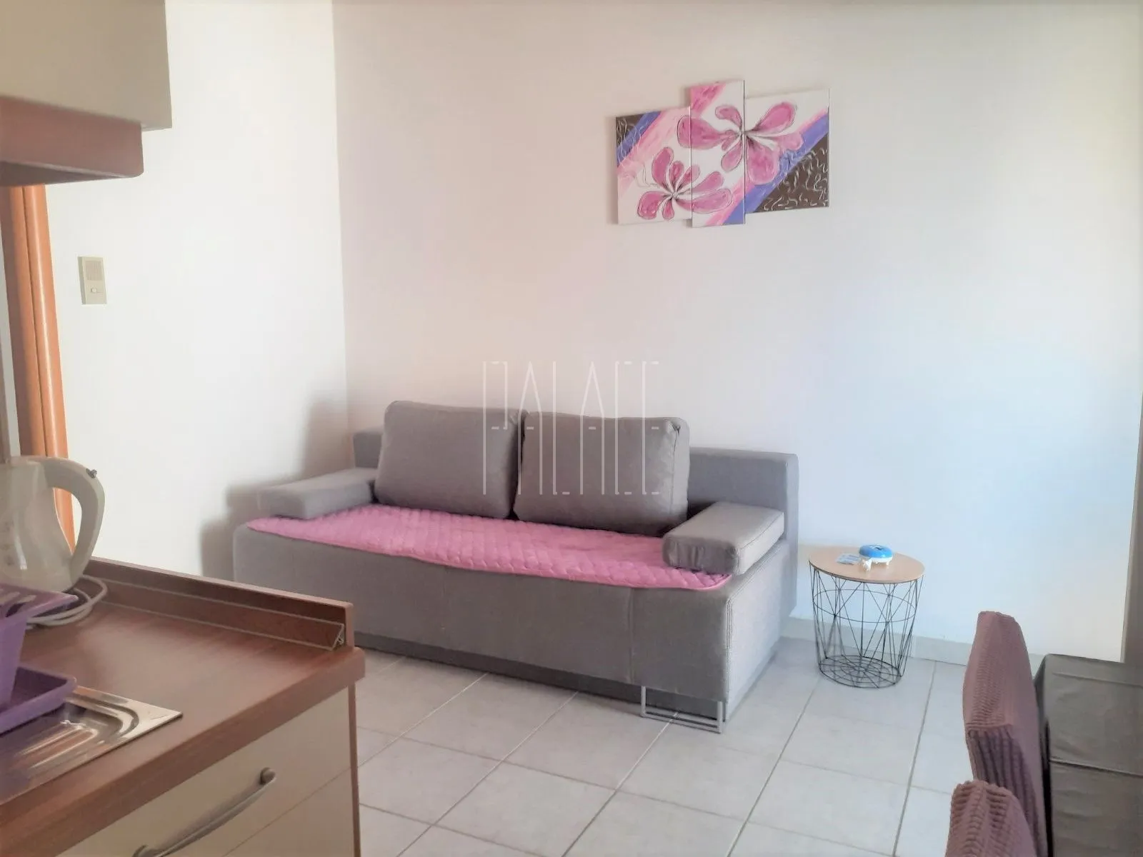 kuća s apartmanima blizu mora: srima (vodice), 300.00 m2 - slika 12