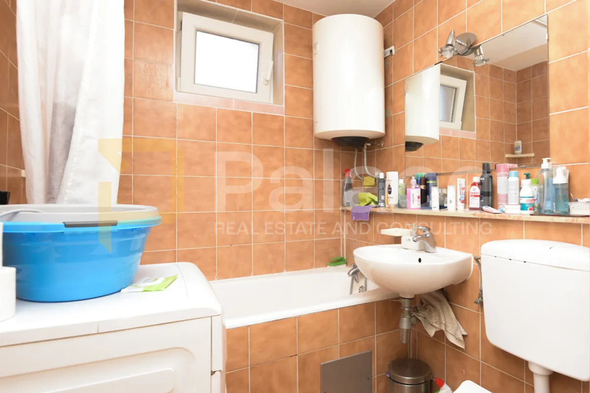 skladno uređen trosoban stan u zgradi, šibenik-krvavice 74,6 m2 - slika 17