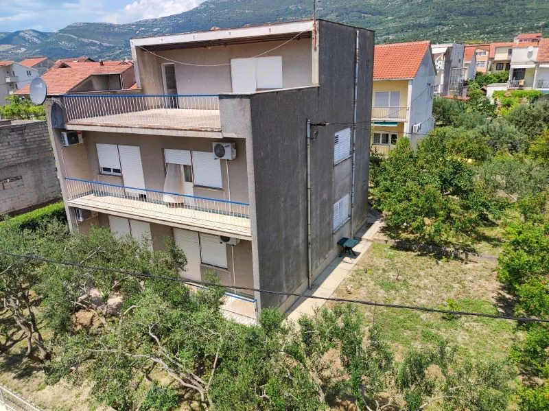 samostojeća kuća s puno potencijala - slika 4