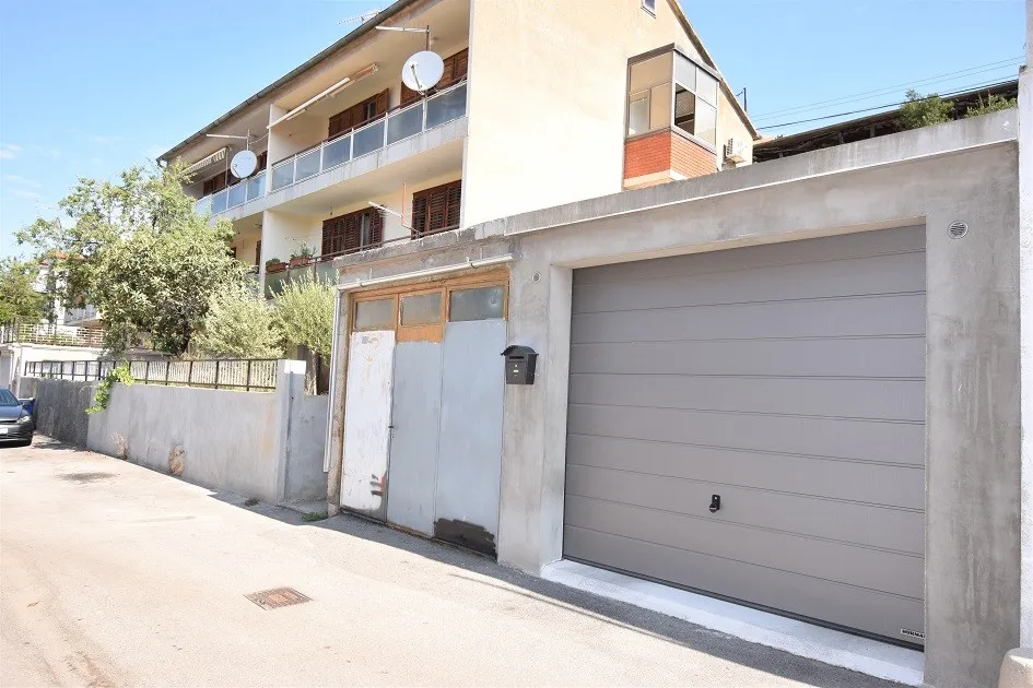 prilika: komforan stan s vrtom i garažom, šibenik-baldekin, 133 m2 - slika 19