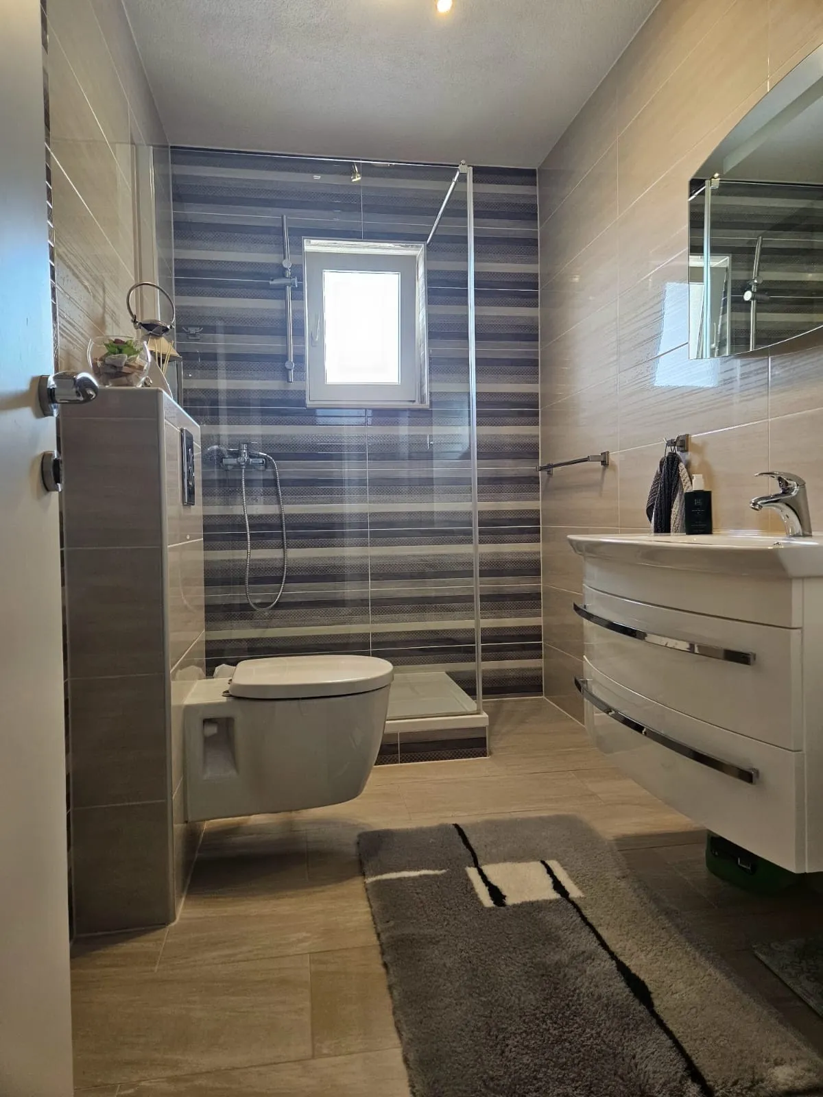 neponovljiva prilika/pogled na more makarska, 130 m2 - slika 3