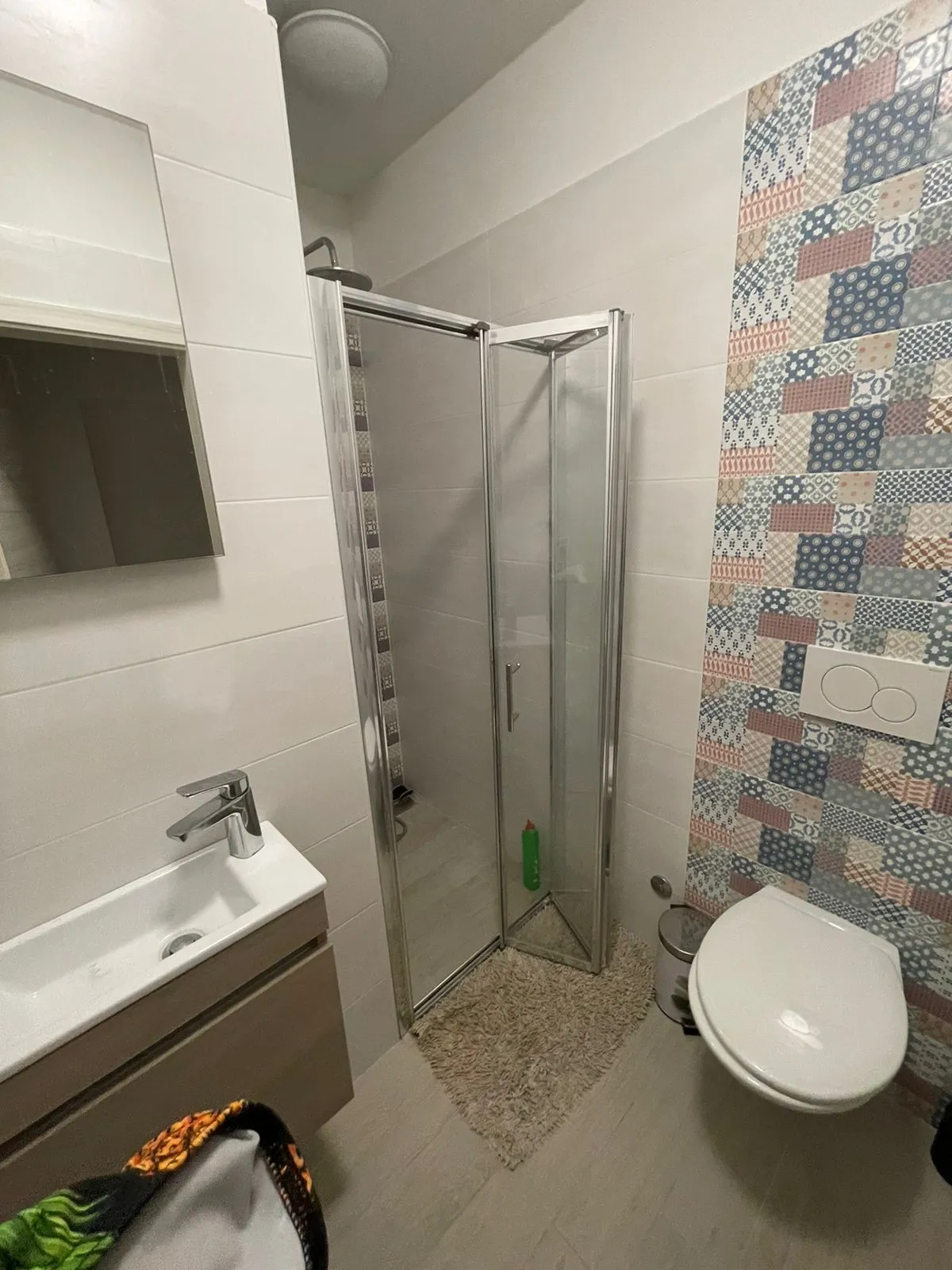 prostrani stan (uređen) u strogom centru opatije, 100m2 - slika 11
