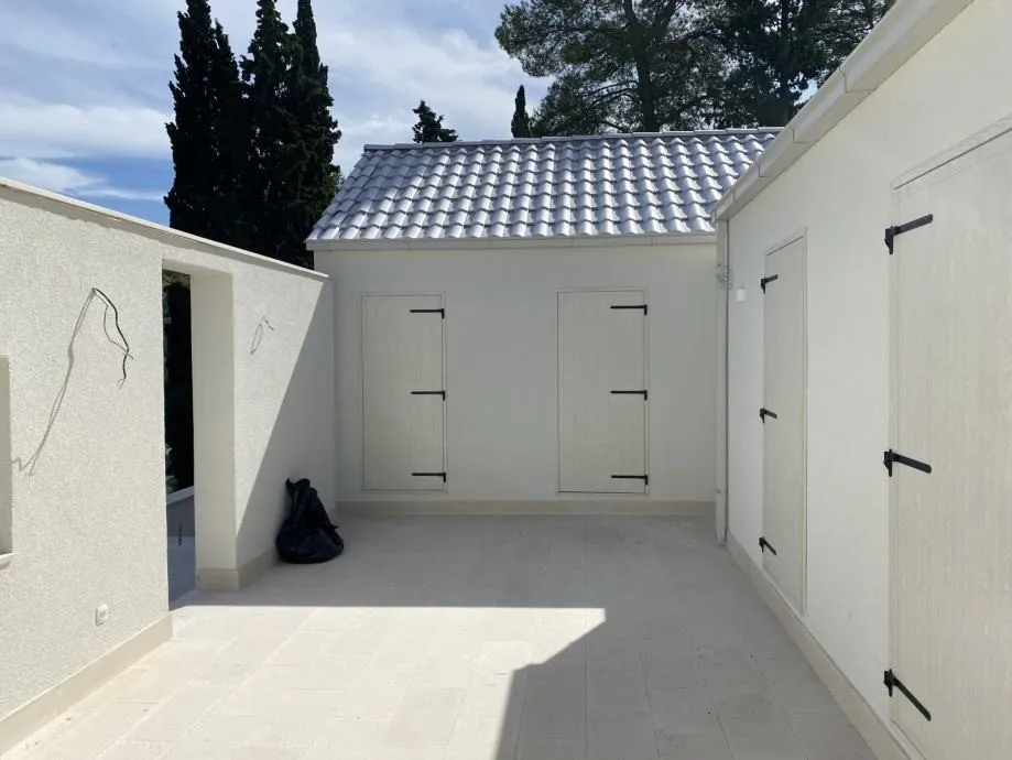 kuća od bračkog kamena 50m od mora, brač - slika 5