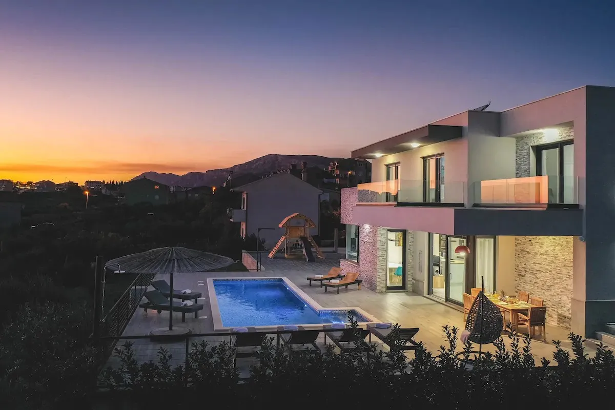villa s očaravajućim pogledom, kučine - slika 3