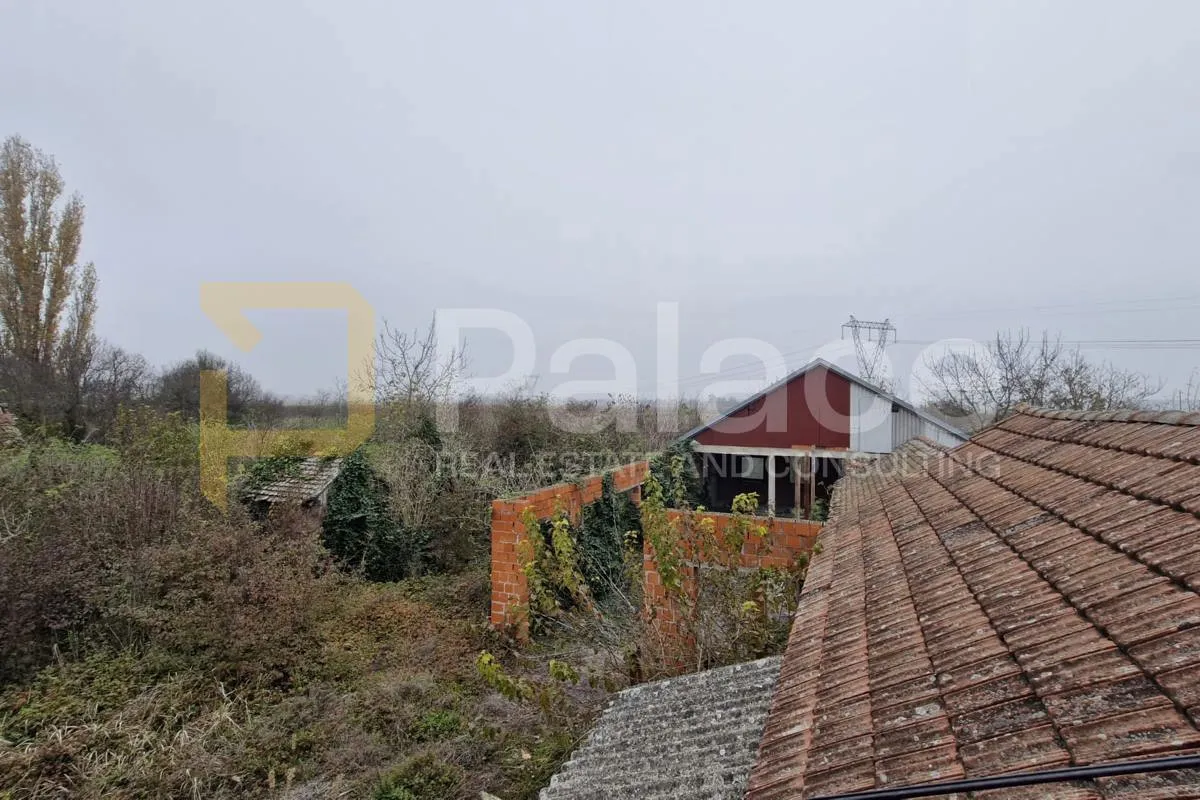 veliko zemljište s roh bau kućom, vuka, 5860 m2 - slika 6