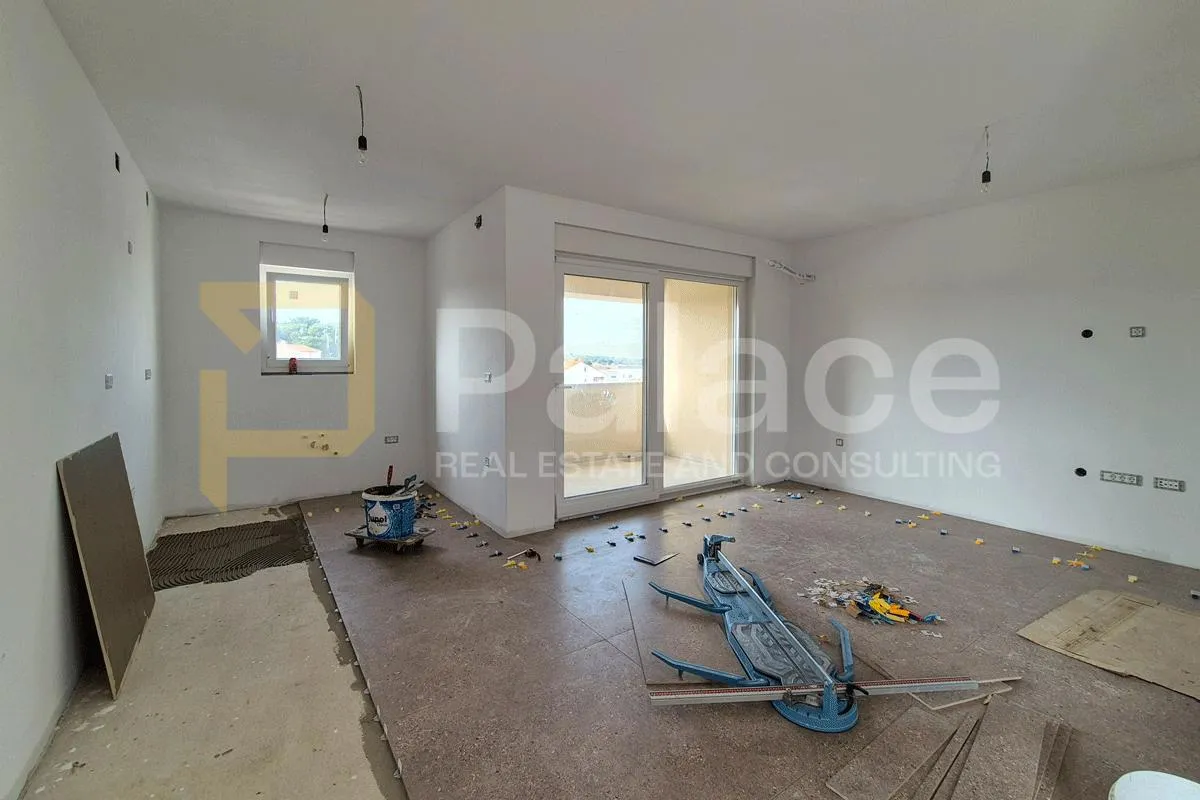 penthouse u novogradnji u puli s terasom 47 m² i natkrivenim parkingom - slika 5