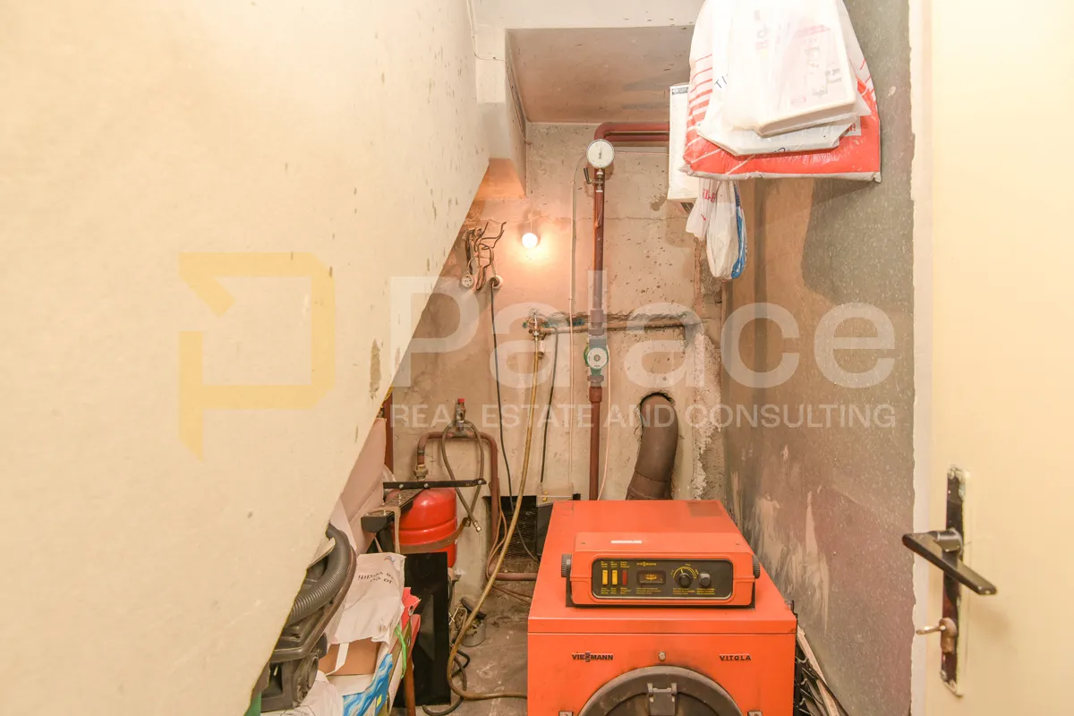 dvoetažni trosoban funkcionalan stan u centru šibenika s terasom,110m2 - slika 15